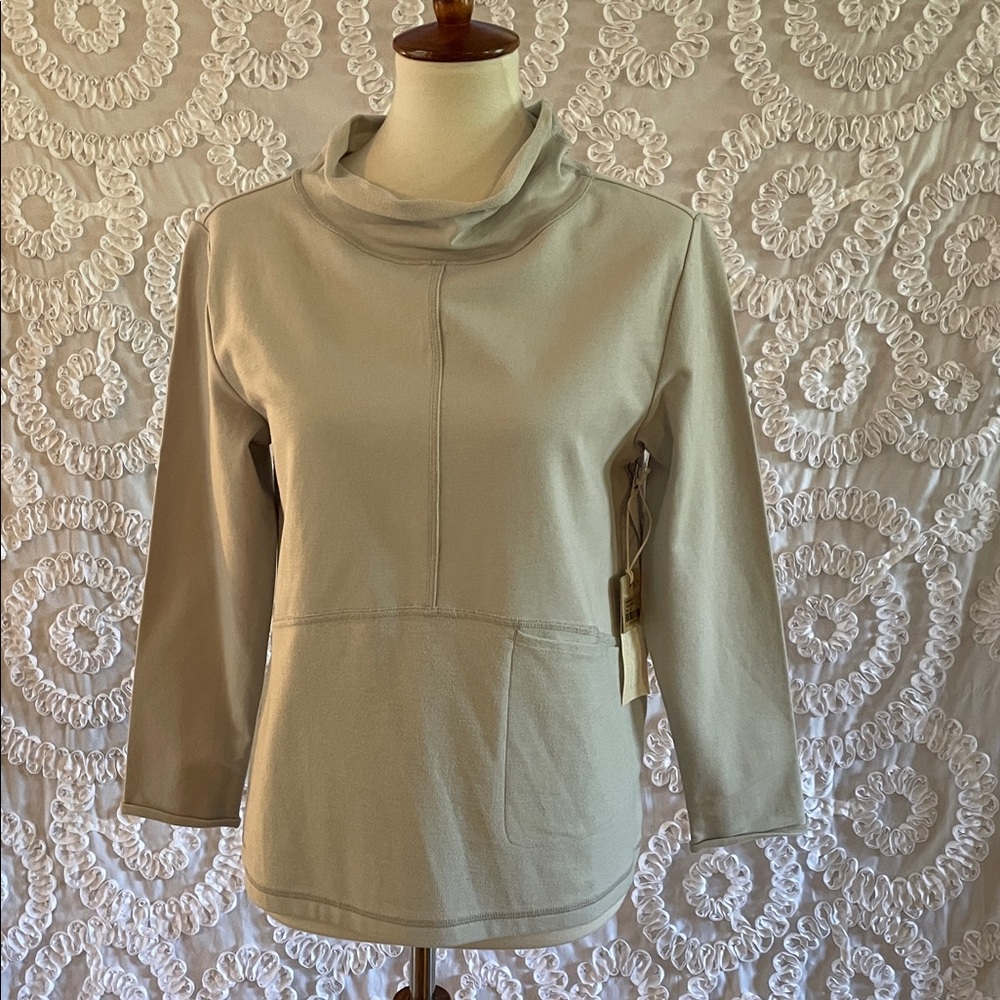 Escape by Habitat oceanfront pocket pull over